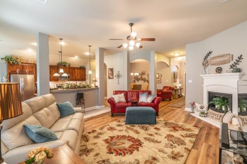 6905 Gamecock Dr, Greenville TX  75402-7720 exterior