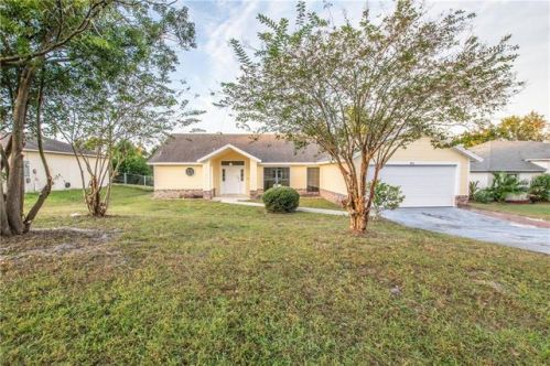 583 Antelope Dr, Deltona, FL 32725-3201