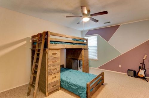 9020 Wheatfield Trl, Fort Worth TX  76179-8154 exterior