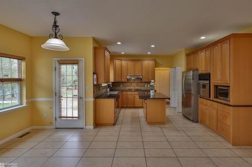 6608 Carmel Dr, Macungie PA  18062-8763 exterior