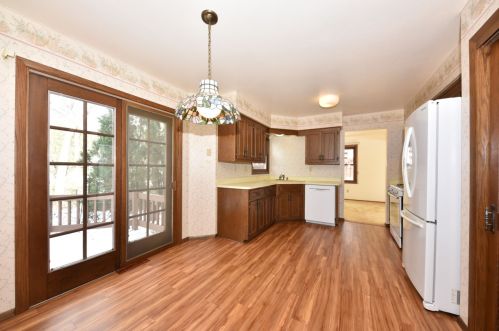 3361 Russel Ct, Waukesha, WI 53151-4632