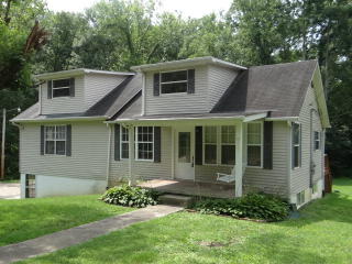 935 Gaw St, Cookeville, TN 38501-2253