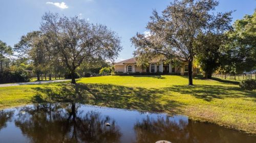 7725 Gullotti Pl, Fort Pierce, FL 34952-2909
