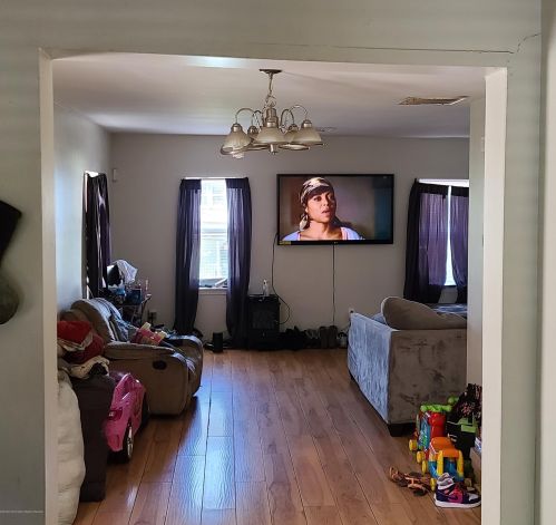 138 Rdg Ave, Tinton Falls NJ 07712-6745 exterior