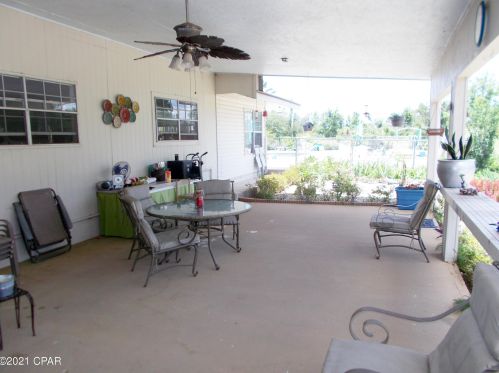 4883 Davis Dr, Marianna FL  32446-6343 exterior