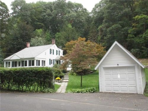 28 Weed Rd, Bethel, CT 06801-3017