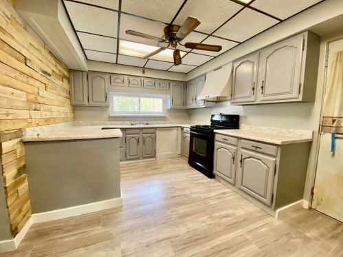 2194 Pauline Ave, Pittsburgh PA  15216-3517 exterior