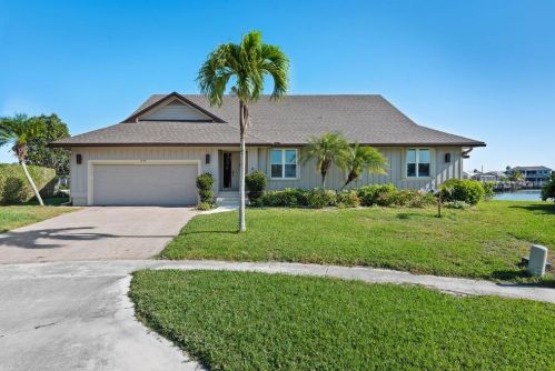 1236 Lamplighter Ct, Marco Island, FL 34145-4534