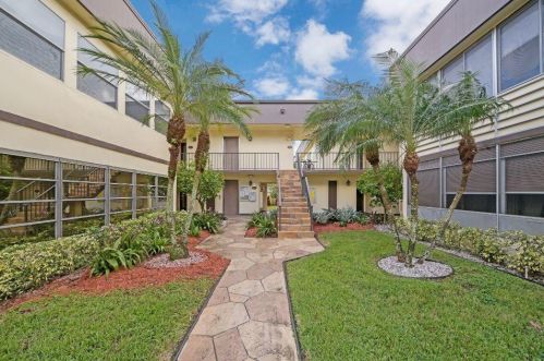 230 Capri, Delray Beach, FL 33484-5164