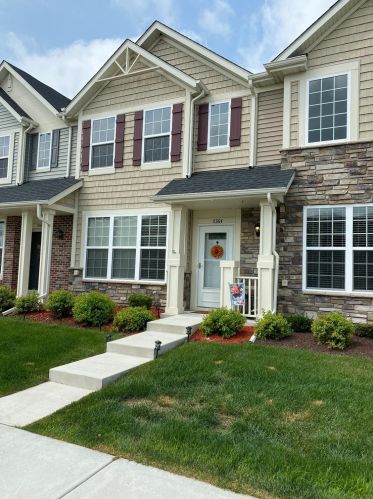 11364 Vermont St, Crown Point, IN 46307