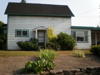 209 6th St, Snohomish, WA 98290-2505