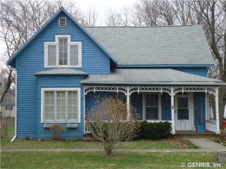 55 Main St, Dresden, NY 14441-9704