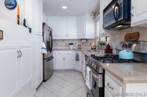 1159 Pacific Beach Dr, San Diego CA  92109-5149 exterior