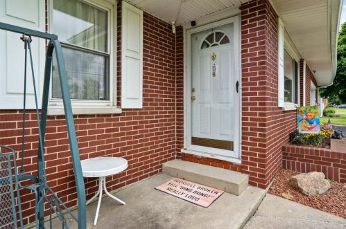 1774 Wayne Rd, Wilmington OH  45177-1050 exterior