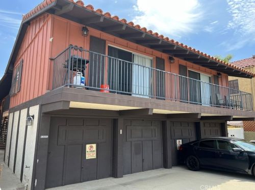 908 Roswell Ave, Long Beach, CA 90804-5587