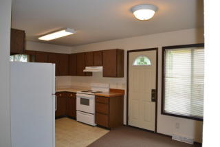 1305 Loreen Dr, Madison WI  53711-3312 exterior