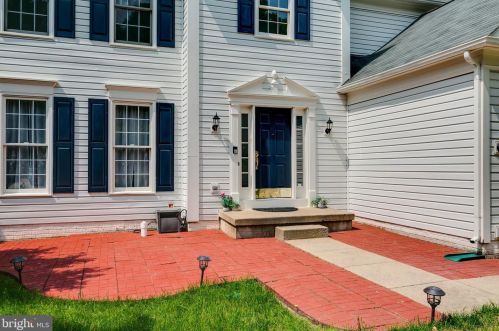 3483 Madelyn Ct, Woodbridge VA  22192-6472 exterior