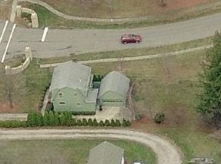 2648 Dresden Rd, Zanesville, OH 43701-1702