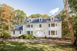 26 Meadowbrook Rd, Madison, CT 06443-2556