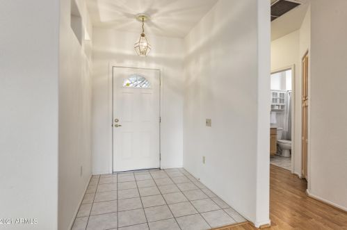 22031 Las Brizas Ln, Sun City AZ 85375-2827 exterior