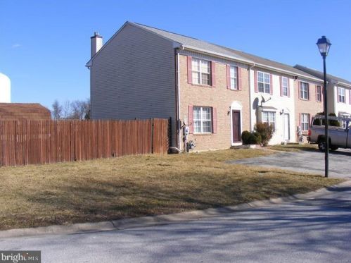 14 Shadow Ln, Bear, DE 19701-3042
