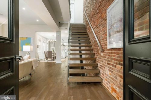 3247 P St, Washington, DC 20007-2756