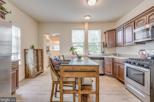 135 Haddon Ave, Camden NJ  08108-1033 exterior