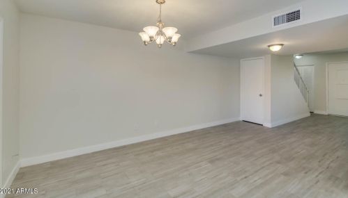 4447 Solano Dr, Glendale AZ  85303-4618 exterior