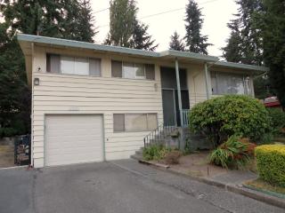 3027 206th Pl, Lynnwood, WA 98036-7836