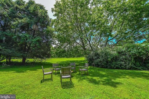 328 River Bend Rd, Great Falls VA  22066-4140 exterior