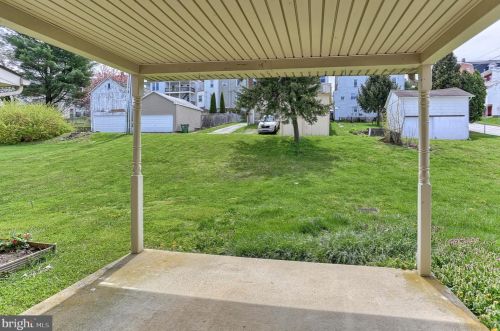 343 Atlantic Ave, Red Lion PA  17356-1509 exterior