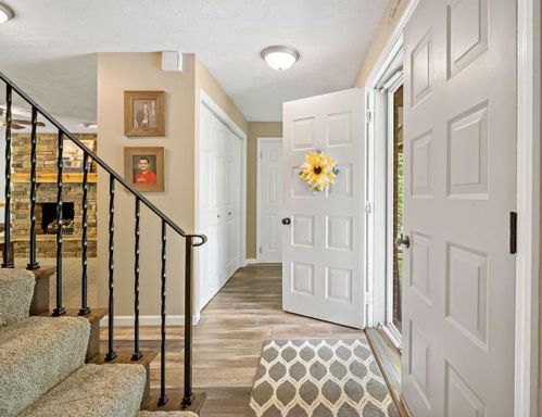 258 Thompsonville Rd, Canonsburg, PA 15317-3210