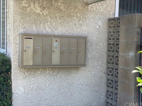 9242 Park St, Bellflower CA  90706-5665 exterior