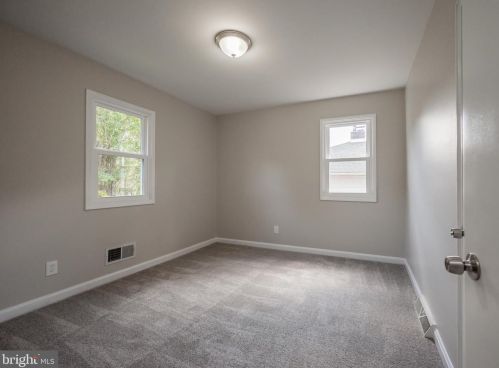 3873 Evelyn Dr, Wilmington DE  19808-4644 exterior
