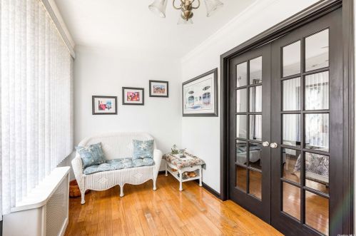 156-36 101st St, Jamaica, NY 11414-1109