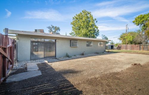 3845 Centinella Dr, North Highlands CA  95660-3701 exterior