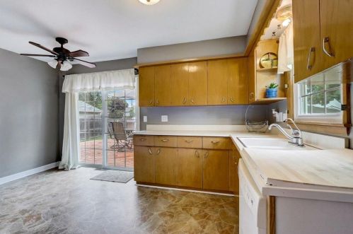 709 Westowne Ave, Waukesha WI  53188-2833 exterior