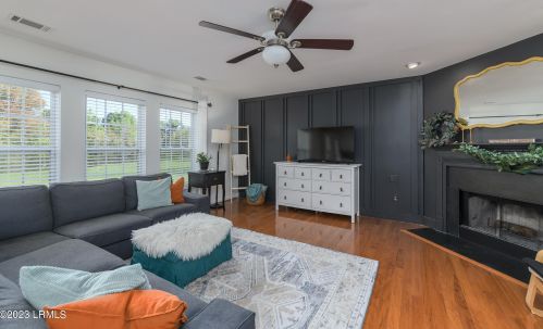 8 Waccamaw Way, Beaufort SC  29906-6002 exterior