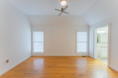 5 Stonewall Rd, Colchester CT  06420-4135 exterior