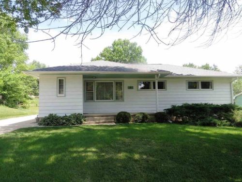 161 Letsch Rd, Waterloo, IA 50701-1746
