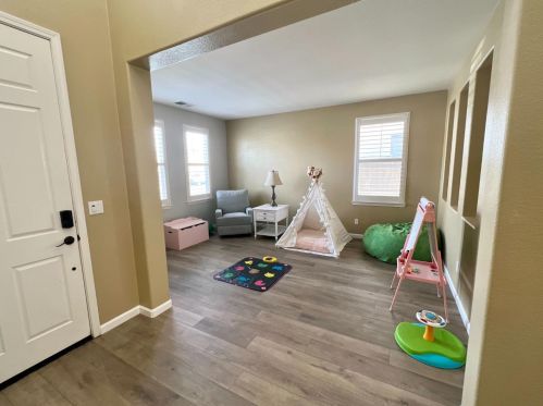 2504 Kodiak Dr, Modesto CA  95355-7957 exterior