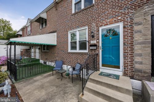 606 Magnolia Ave, Manor, PA 19036-1004