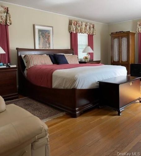 28 Parkway Cir, Mount Vernon NY  10552-1916 exterior