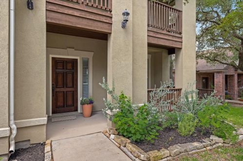 412 Angel Oak St, Austin, TX 78748-3972