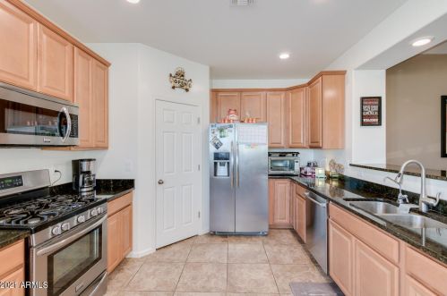 19596 Jefferson St, Buckeye AZ  85326 exterior
