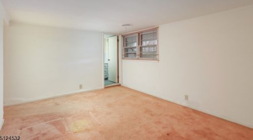 2080 Arrowwood Dr, Scotch Plains NJ 07076-4730 exterior