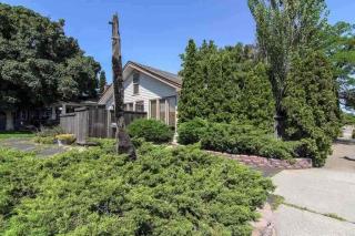 1627 Illinois Ave, Spokane, WA 99207-5048