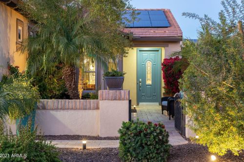 1756 Sattoo Way, San Tan Valley, AZ 85140-5110