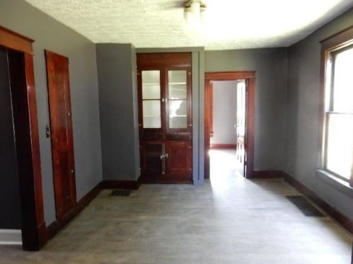 1001 Chestnut St, Mount Vernon OH  43050-2819 exterior