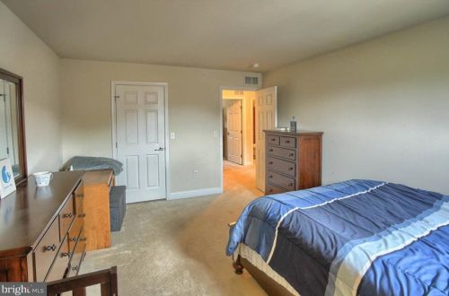 152 Ashford Way, Camp Hill PA  17011-3919 exterior